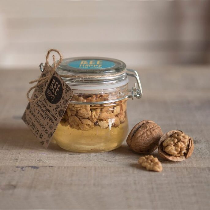 Walnuts with honey to increase strength